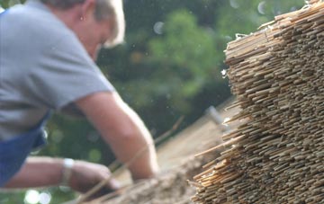 professional East Newton thatchers